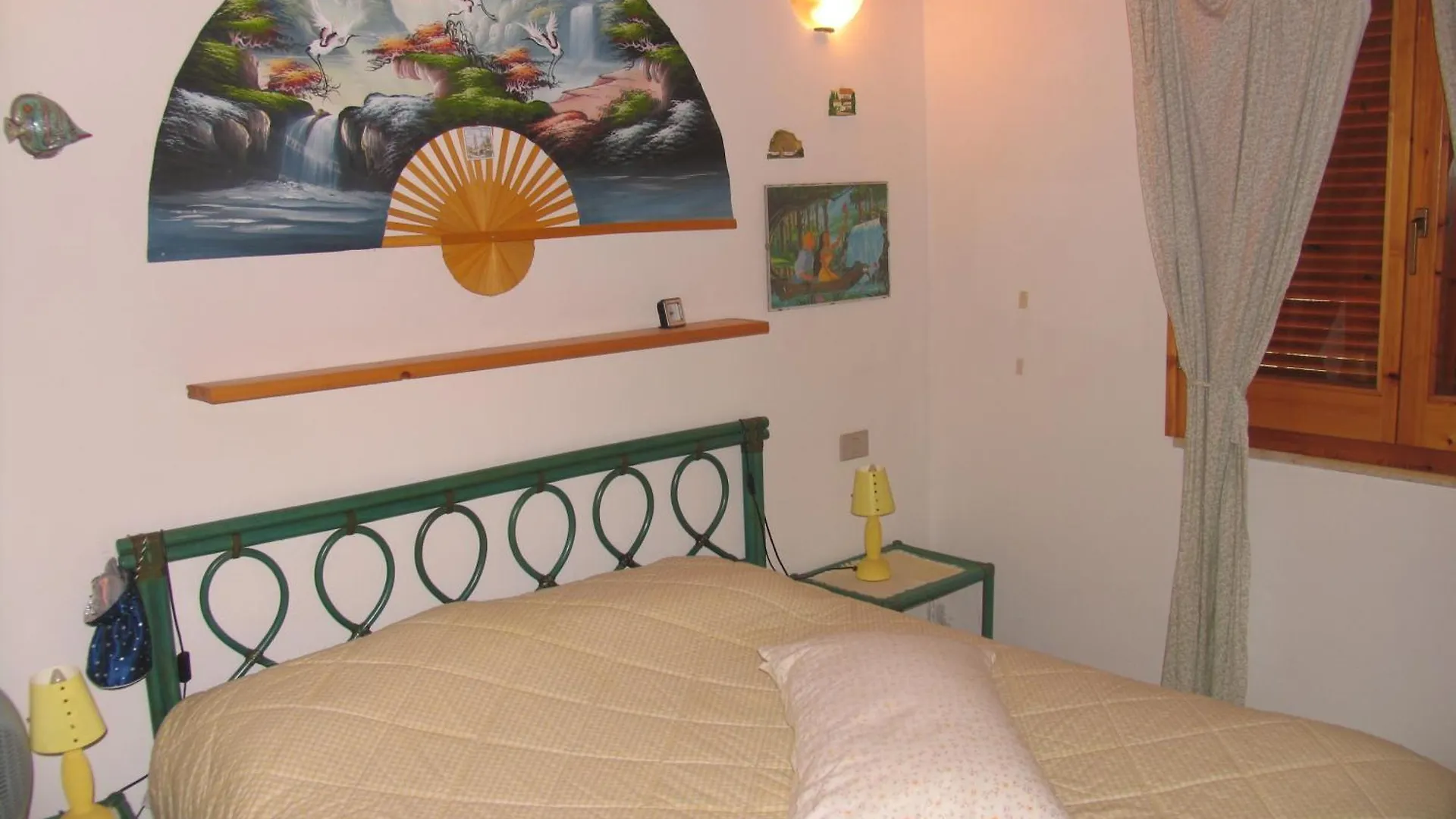 Villa Grazy Con Piscina Privata モンテ・ナイ イタリア